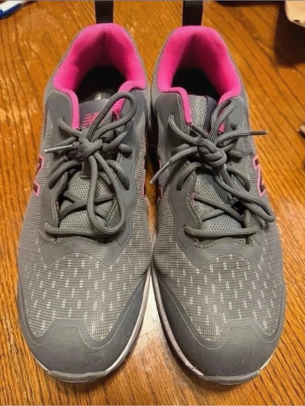 New Balance Gray steel toe works Sneakers with Pink Lining